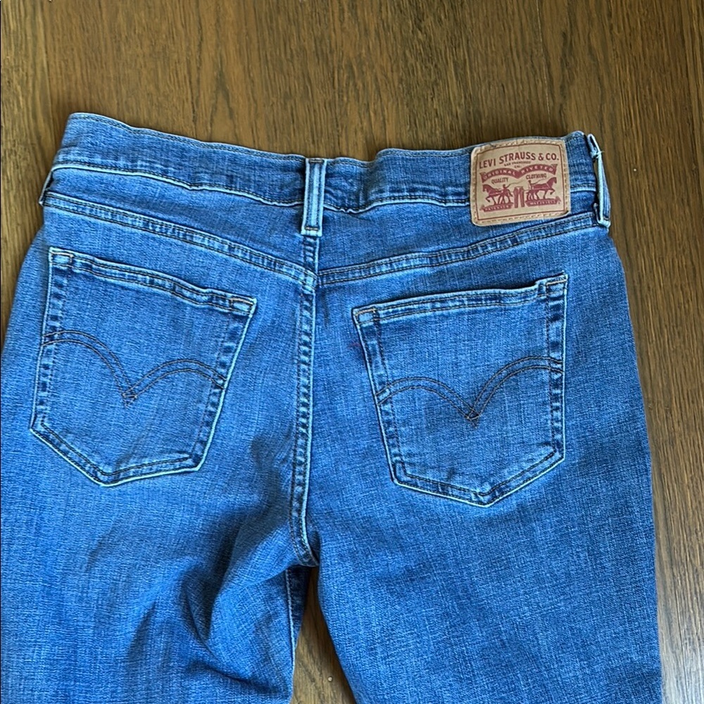 Levi’s women’s boyfriend jeans size 28 - Picture 4 of 5